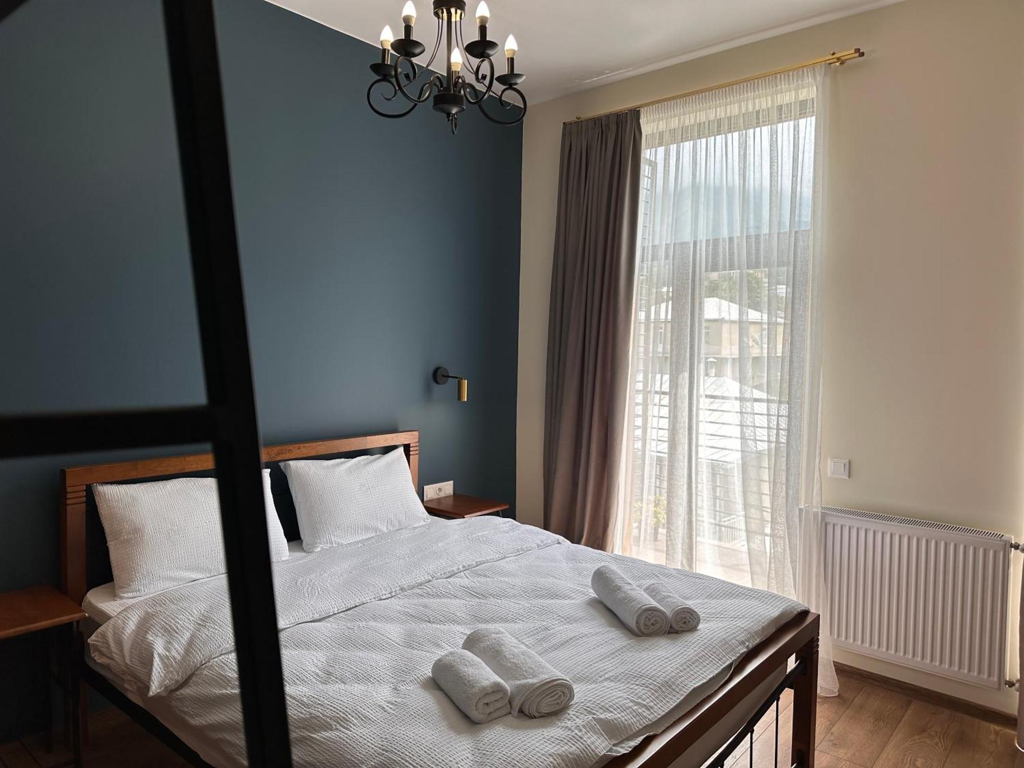 Hotel Mountime Kazbegi Kültér fotó
