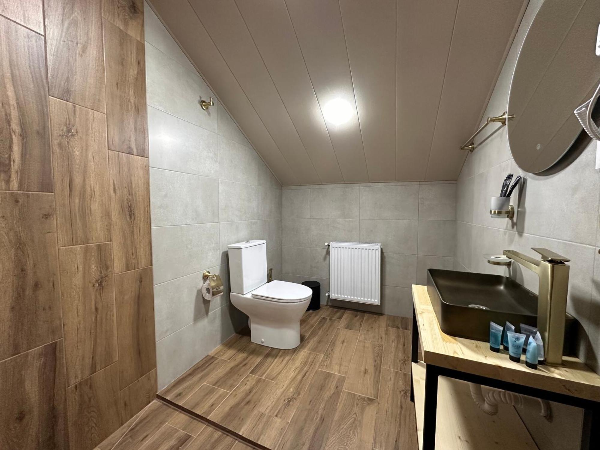 Hotel Mountime Kazbegi Kültér fotó