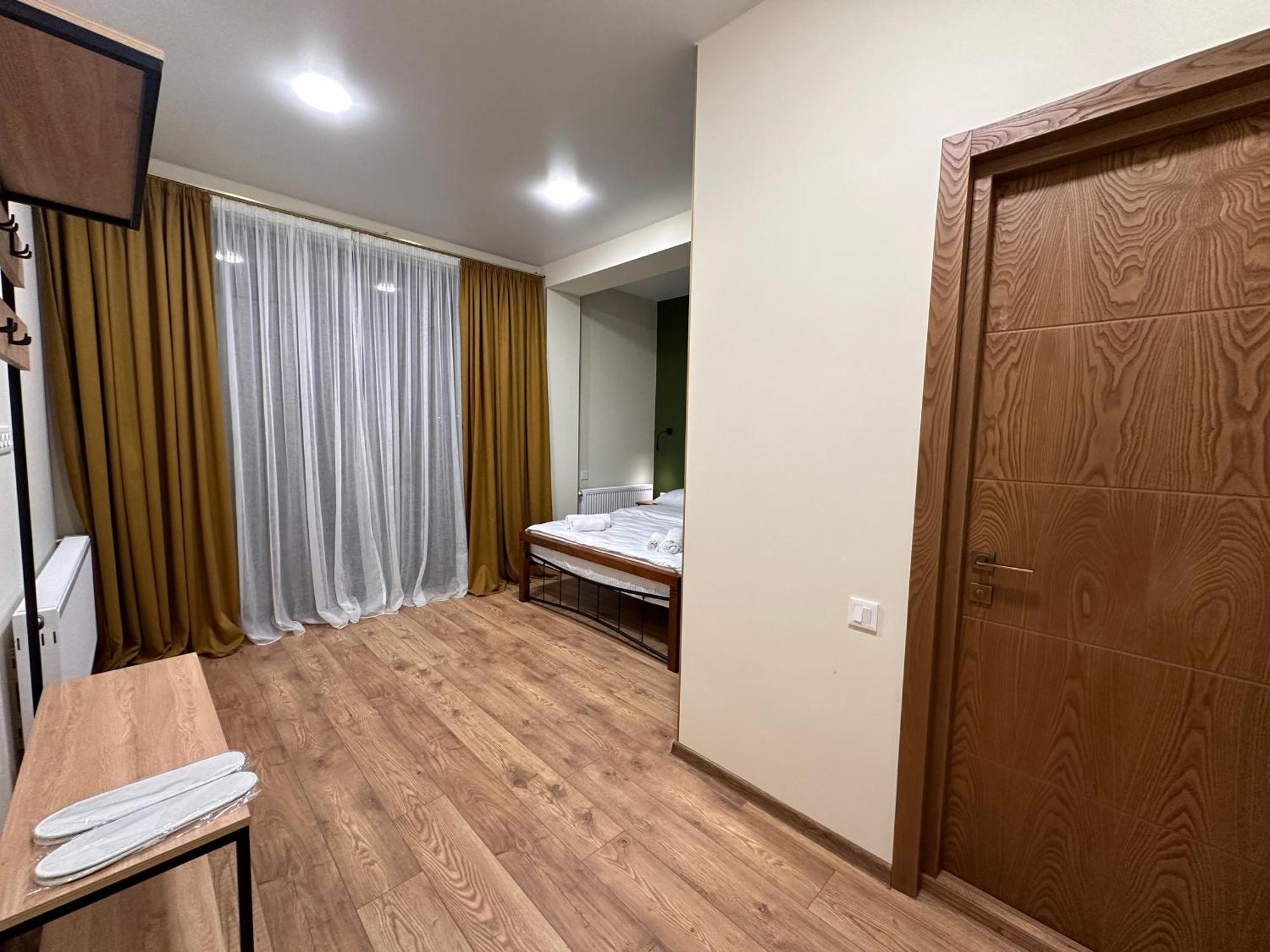 Hotel Mountime Kazbegi Kültér fotó