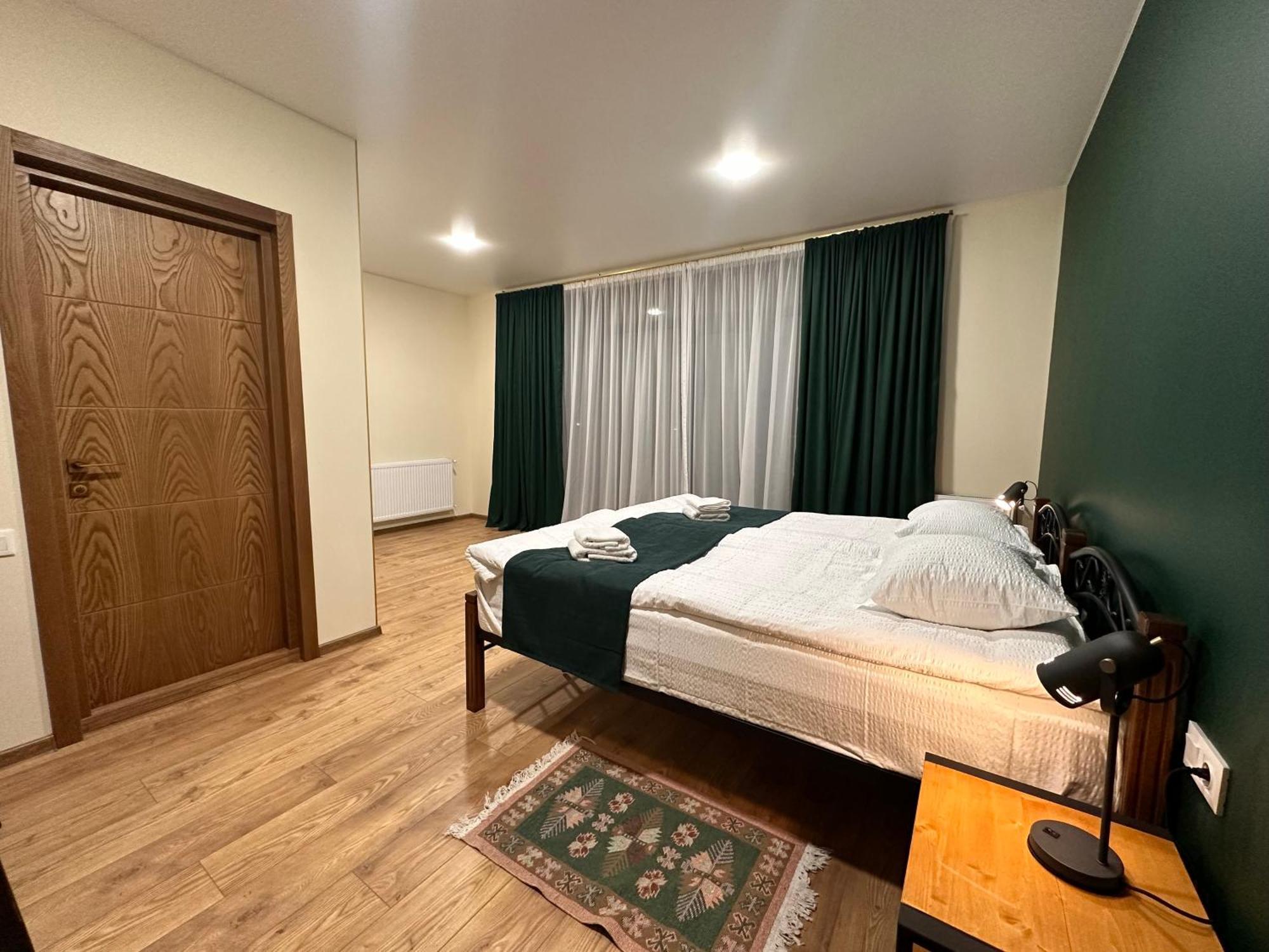 Hotel Mountime Kazbegi Kültér fotó
